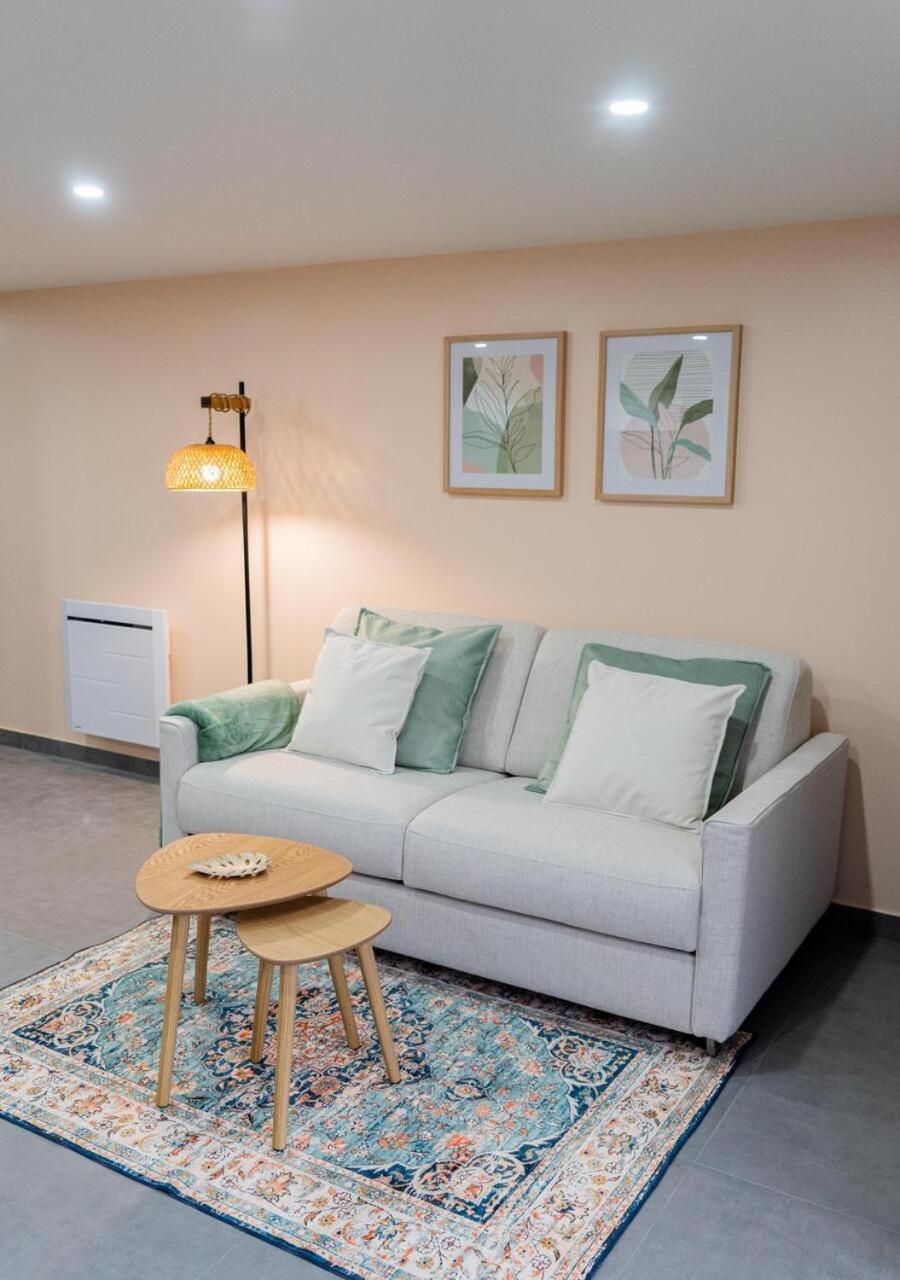 Appartement Cosy Le Lys Vert A 40Mn De Paris Dammarie-les-Lys Exterior photo