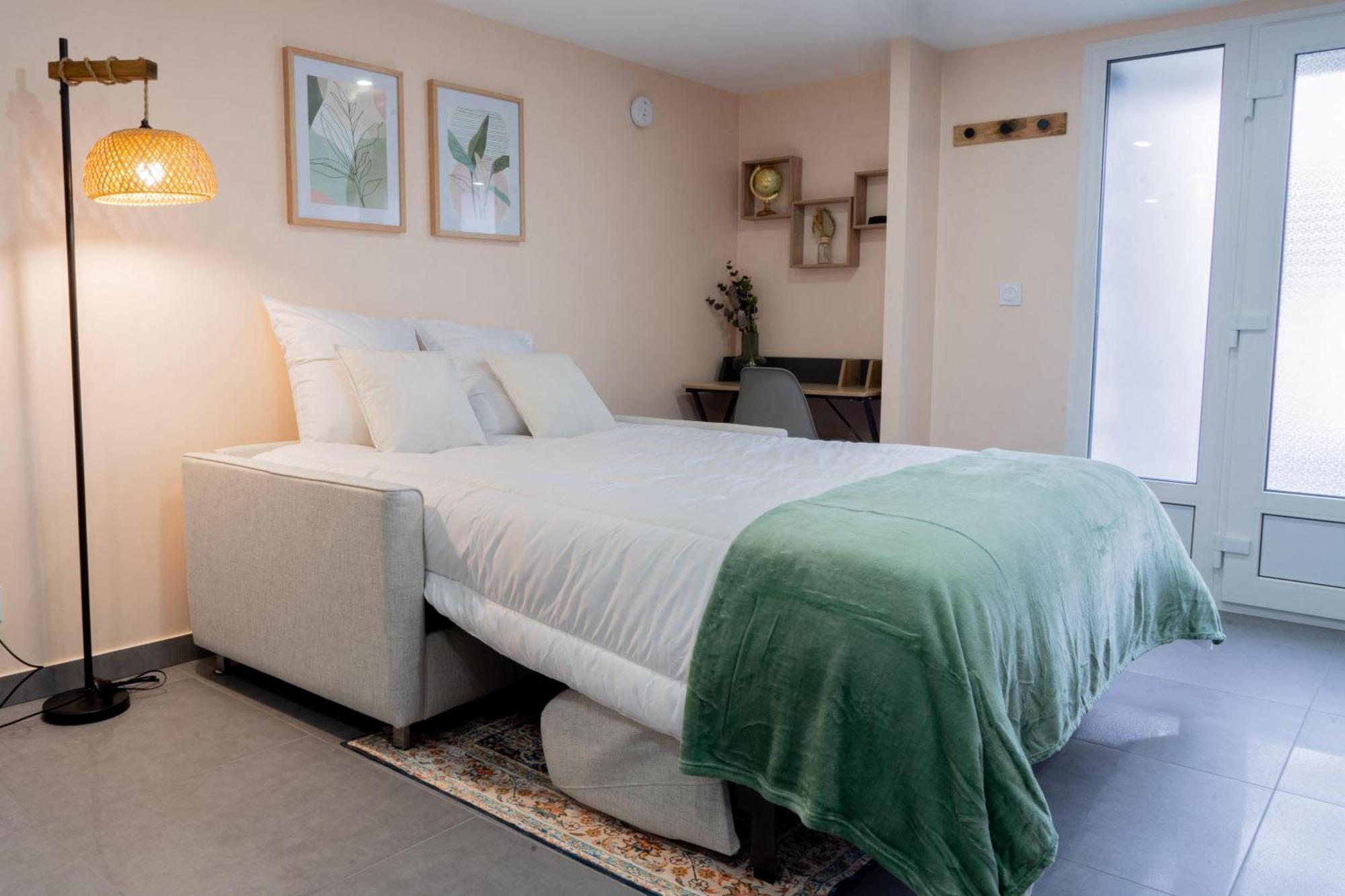 Appartement Cosy Le Lys Vert A 40Mn De Paris Dammarie-les-Lys Exterior photo